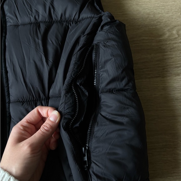 Zara Hooded Puffer Vest Black Size Small - Picture 9 of 9